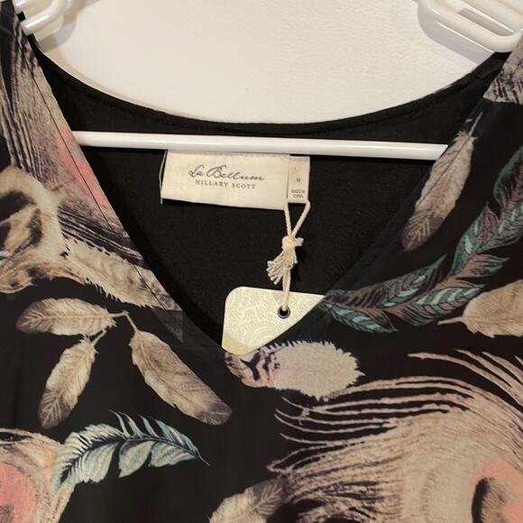 La Bellum by Hillary Scott feather print cold shoulder dress medium - Picture 4 of 10